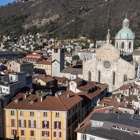 Como Lake Suites Apartamento *