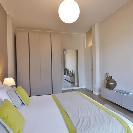아파트 Como Lake Suites *