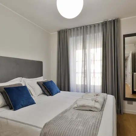 公寓 Como Lake Suites 科莫