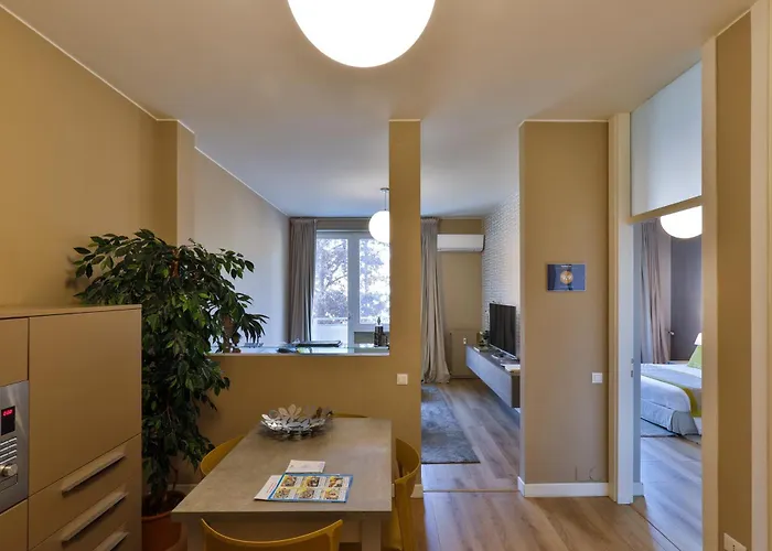 公寓 Como Lake Suites *