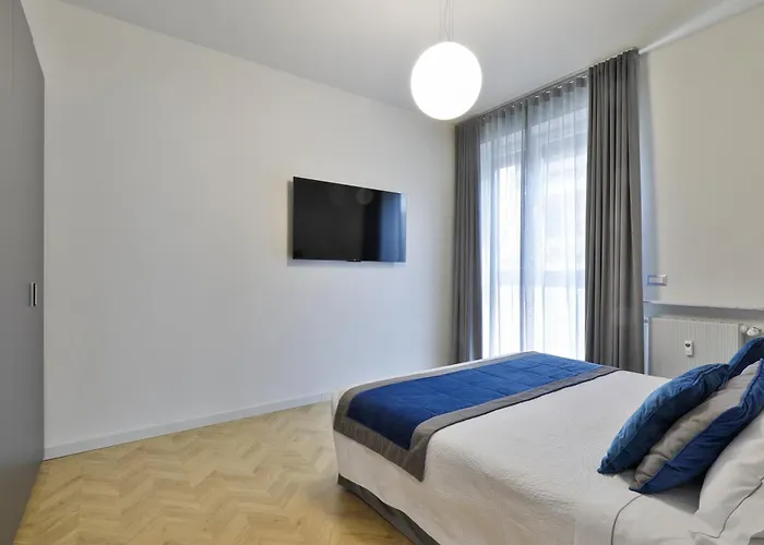 Como Lake Suites 公寓