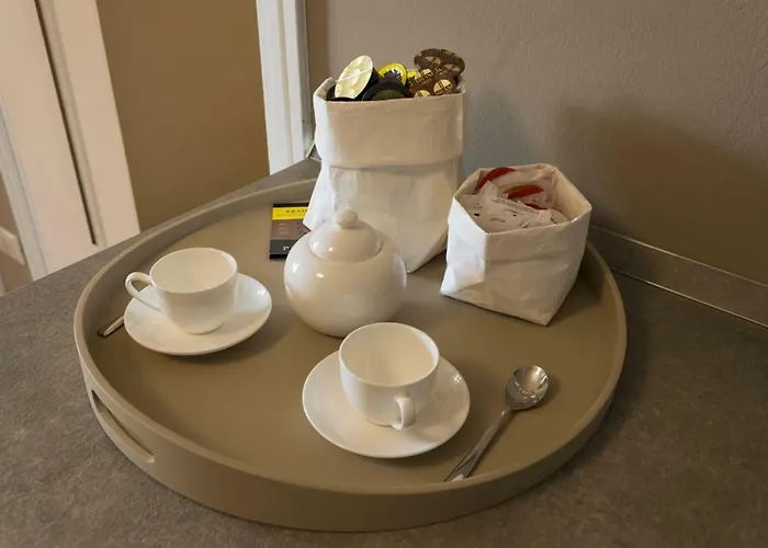 Como Lake Suites