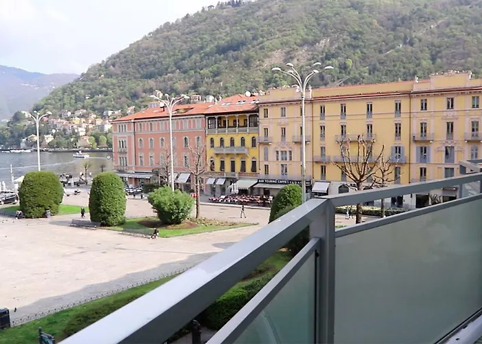 Como Lake Suites Apartman