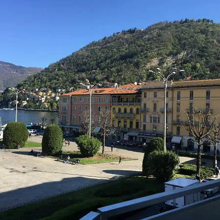 Como Lake Suites Апартаменты *