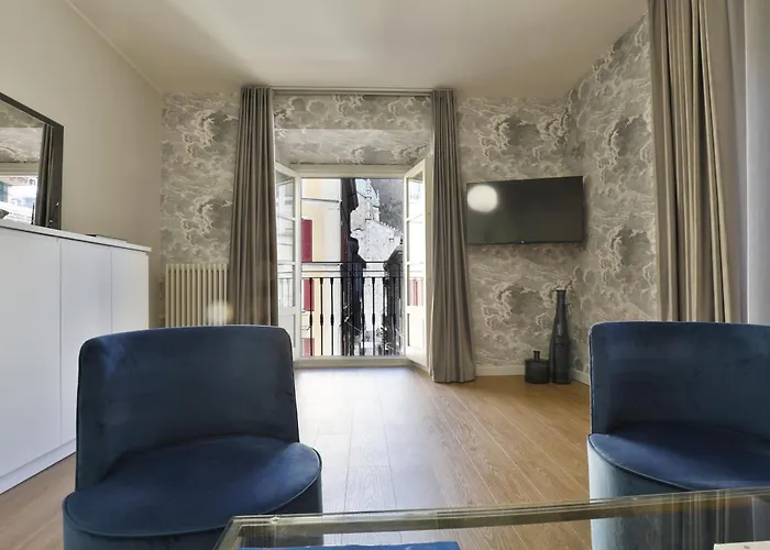 Апартаменты Como Lake Suites