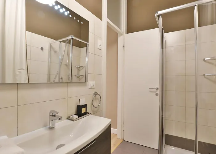 Апартаменты Como Lake Suites Комо