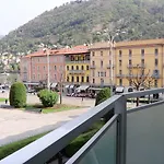 Como Lake Suites Apartman