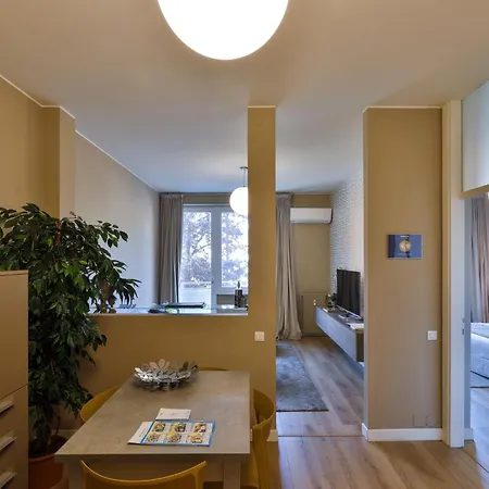 Апартаменты Como Lake Suites *