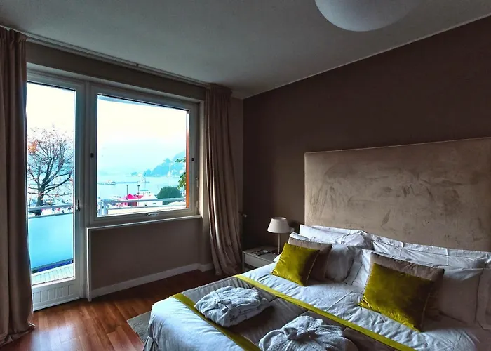 Como Lake Suites * كومو