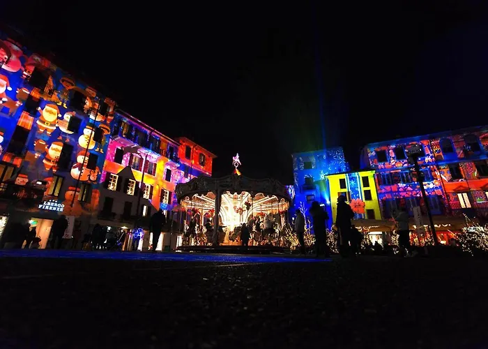 Como Lake Suites كومو